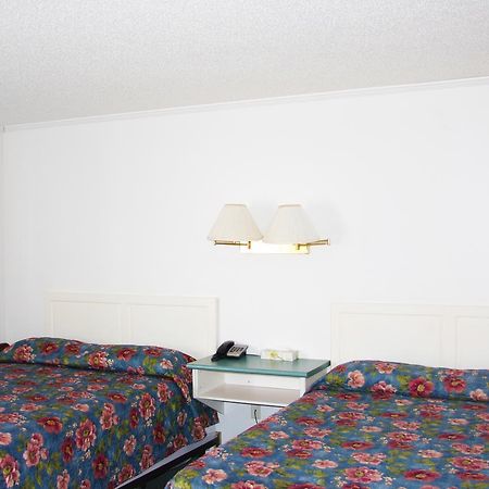 Springs Motor Inn Wainwright ภายนอก รูปภาพ