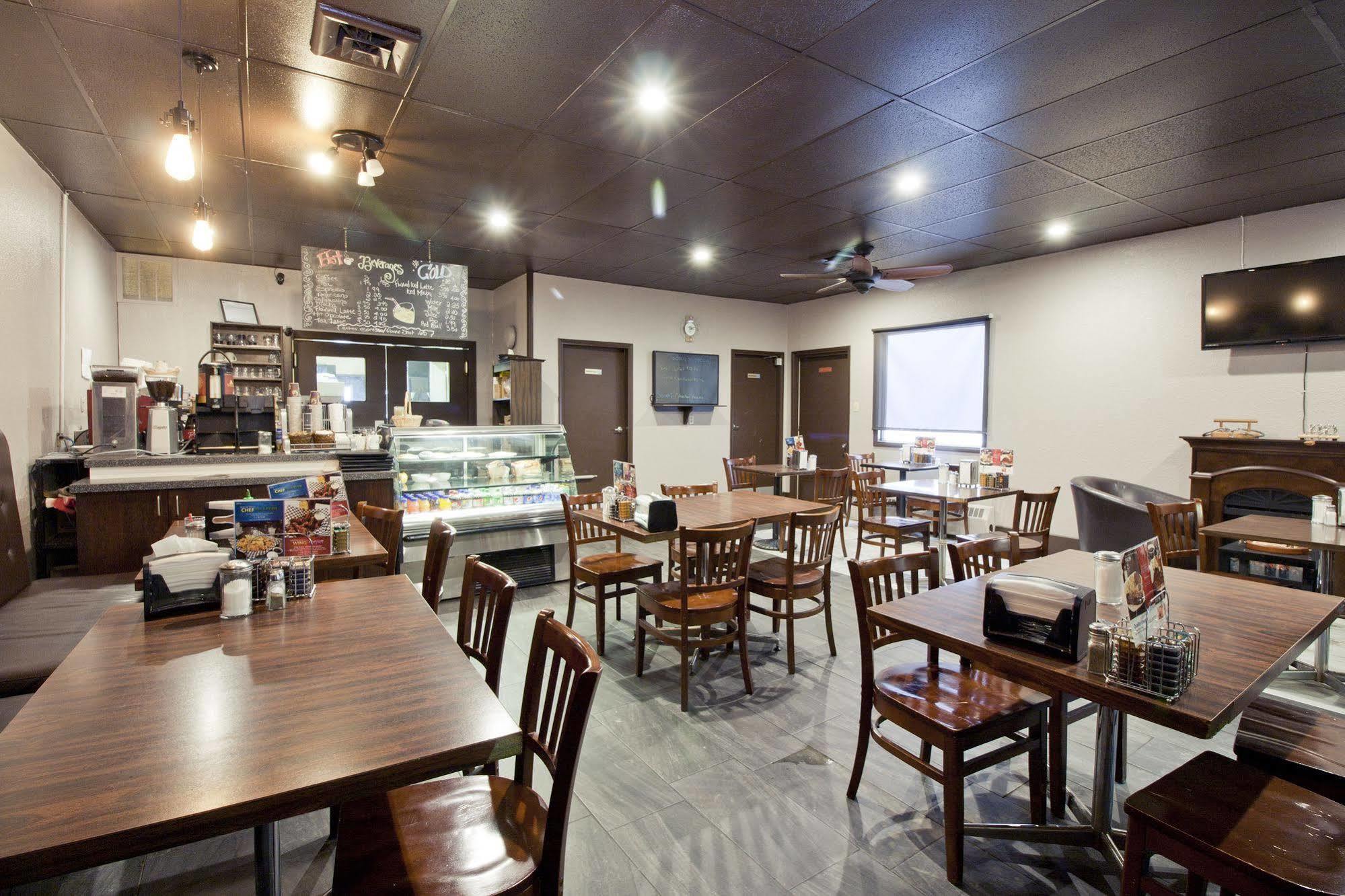 Springs Motor Inn Wainwright ภายนอก รูปภาพ
