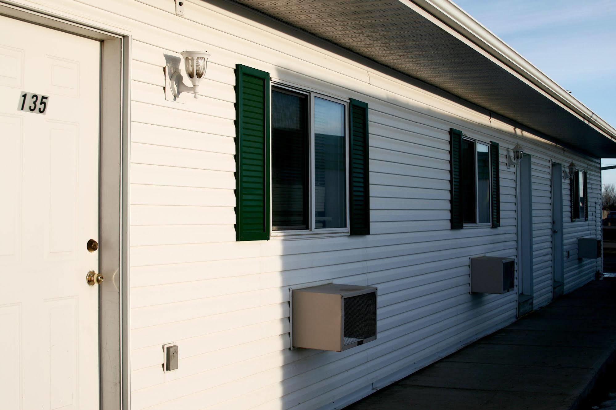 Springs Motor Inn Wainwright ภายนอก รูปภาพ