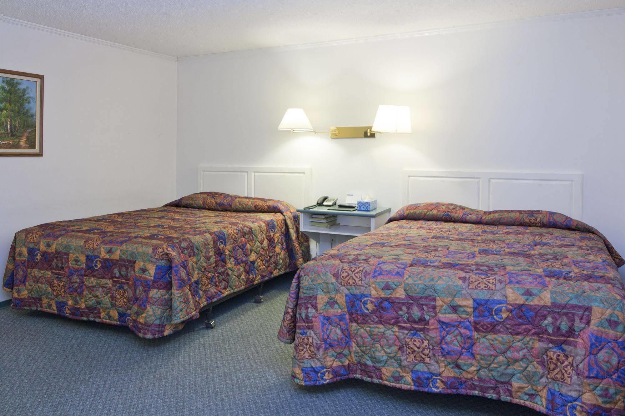 Springs Motor Inn Wainwright ภายนอก รูปภาพ